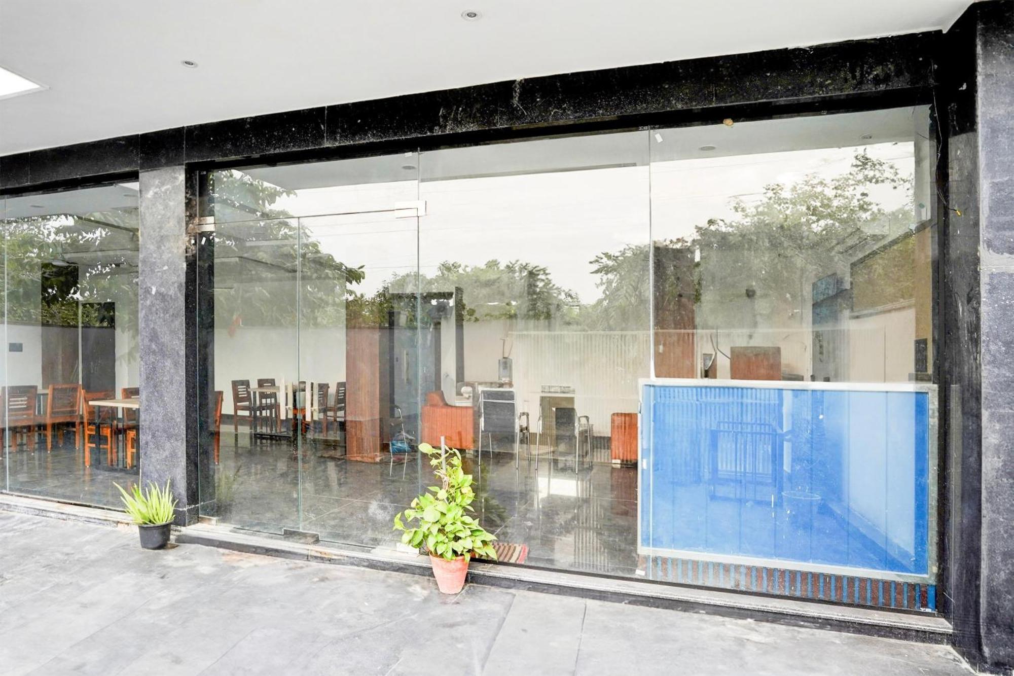Hotel Super Collection O 63 A Noida Exterior foto
