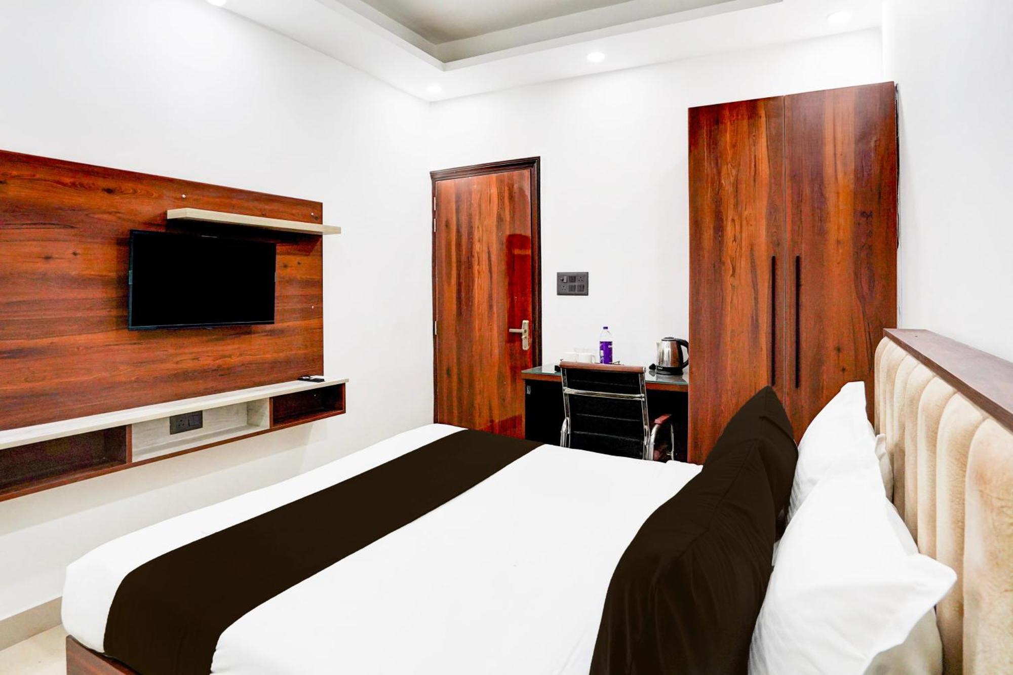 Hotel Super Collection O 63 A Noida Exterior foto